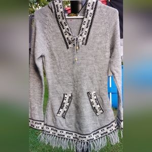 Alpaca. Gray Hoodie Sweater SZ.Med